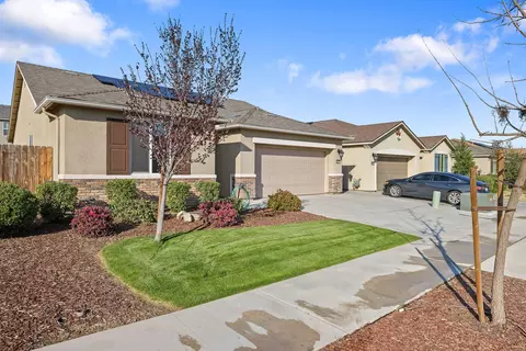 3516 E Seeger Ave, Visalia, CA 93292 photo 2