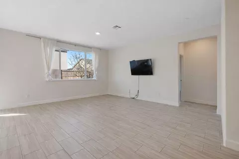 3516 E Seeger Ave, Visalia, CA 93292 photo 19