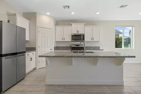 3516 E Seeger Ave, Visalia, CA 93292 photo 13