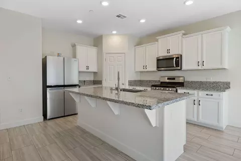 3516 E Seeger Ave, Visalia, CA 93292 photo 14