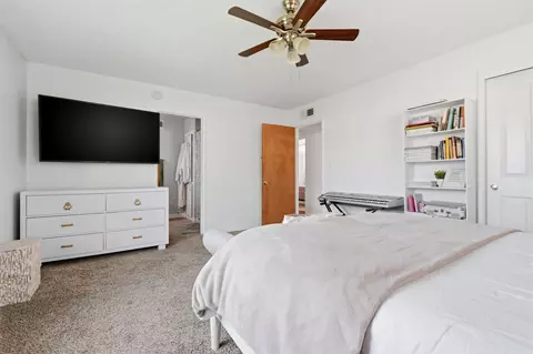 Bedroom - 195 E Sandra Ave, Tulare, CA 93274 photo 4 of 4