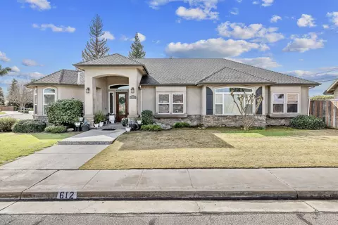 612 S Quail, Exeter, CA 93221