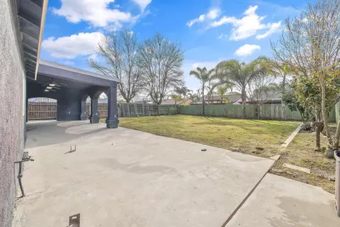 Exterior - 741 Bender Ct, Tulare, CA 93274 photo 9 of 10