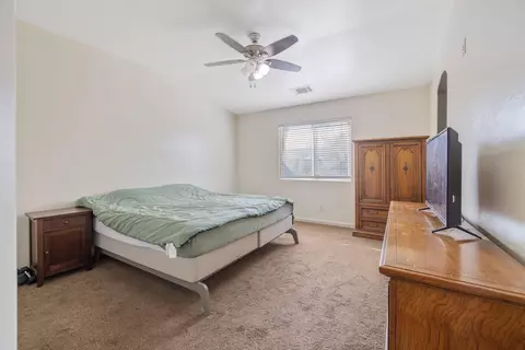 Bedroom - 741 Bender Ct, Tulare, CA 93274 photo 3 of 4