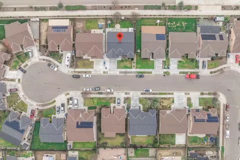 View/Area - 2201 E Delta Ct, Visalia, CA 93292 photo 1 of 2