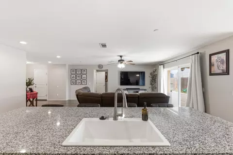 Kitchen - 2201 E Delta Ct, Visalia, CA 93292 photo 4 of 4