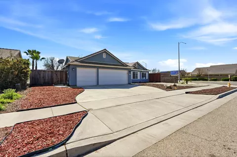 Other - 865 Avalon Dr, Lemoore, CA 93245 photo 1 of 9