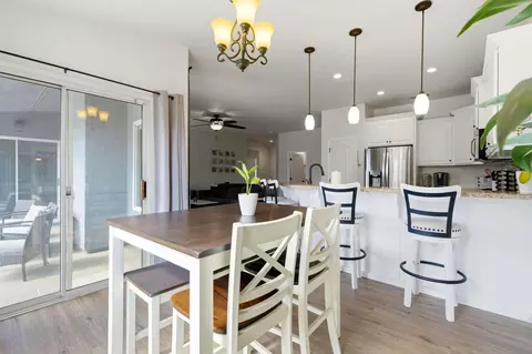 Dining - 865 Avalon Dr, Lemoore, CA 93245 photo 3 of 4