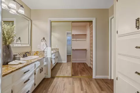Other - 2635 E Paradise Ave, Visalia, CA 93292 photo 7 of 9
