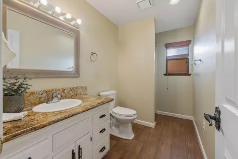 Bath - 2635 E Paradise Ave, Visalia, CA 93292 photo 1 of 5