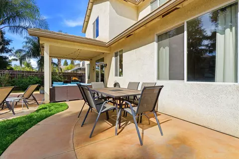 Exterior - 3947 E Cambridge Ave, Visalia, CA 93292 photo 12 of 13