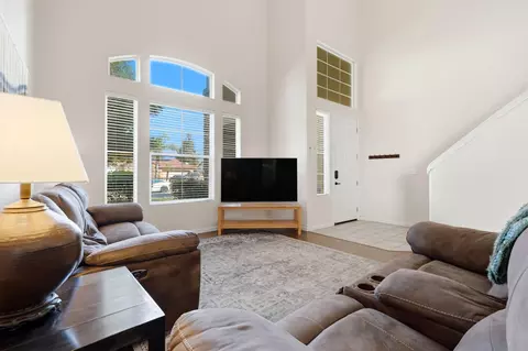 Living - 3947 E Cambridge Ave, Visalia, CA 93292 photo 3 of 4