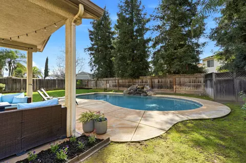 Exterior - 3947 E Cambridge Ave, Visalia, CA 93292 photo 7 of 13