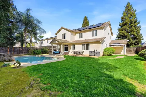 Exterior - 3947 E Cambridge Ave, Visalia, CA 93292 photo 10 of 13