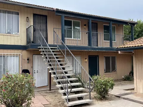 657 W Parlier Ave #125, Reedley, CA 93654