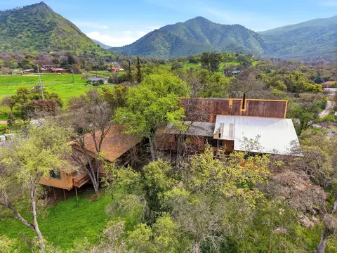 View/Area - 40673 Old Three Rivers Rd #3, Three Rivers, CA 93271 photo 2 of 8