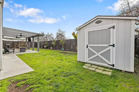 1821 E Arlen Ave, Visalia, CA 93292 photo 41