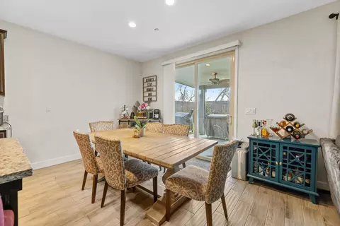 1821 E Arlen Ave, Visalia, CA 93292 photo 14