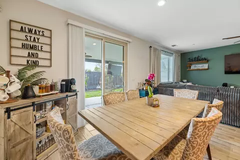 1821 E Arlen Ave, Visalia, CA 93292 photo 15