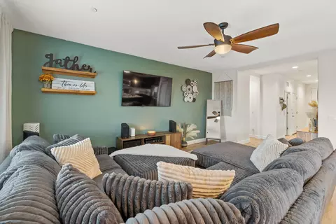 1821 E Arlen Ave, Visalia, CA 93292 photo 8