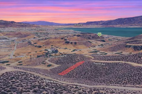 Prevost Avenue, Lake Elsinore, CA 92530