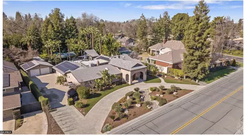 415 N Ranch St, Visalia, CA 93291