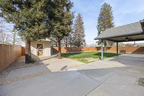 Exterior - 467 Atwood Ave, Exeter, CA 93221 photo 3 of 9