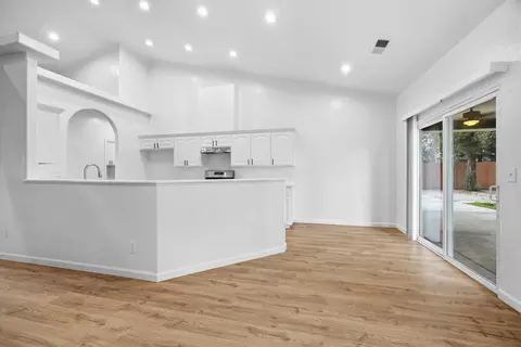 Living - 467 Atwood Ave, Exeter, CA 93221 photo 5 of 5