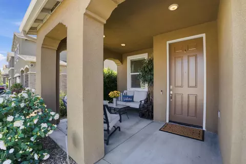 Exterior - 3709 E Cypress Ave, Visalia, CA 93292 photo 5 of 12