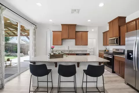 Kitchen - 3709 E Cypress Ave, Visalia, CA 93292 photo 2 of 9