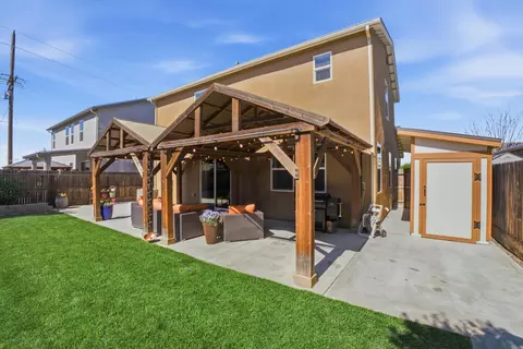 Exterior - 3709 E Cypress Ave, Visalia, CA 93292 photo 7 of 12