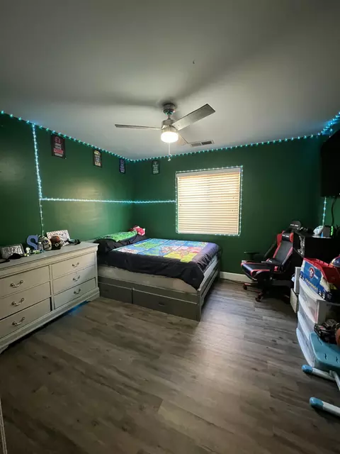 Bedroom - 4333 E Vista Ave, Visalia, CA 93292 photo 2 of 2
