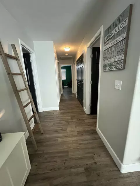 Entry Way - 4333 E Vista Ave, Visalia, CA 93292 photo 2 of 2