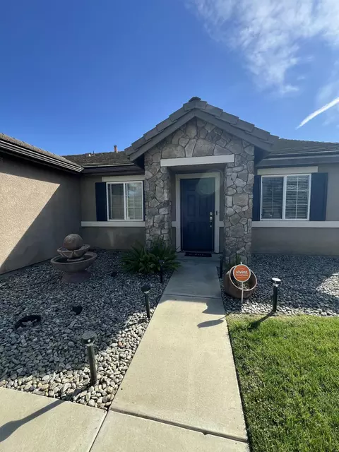 Exterior - 4333 E Vista Ave, Visalia, CA 93292 photo 3 of 3
