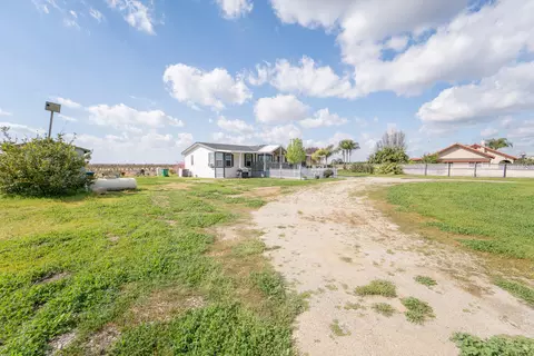 Exterior - 25744 Road 188, Exeter, CA 93221 photo 8 of 11