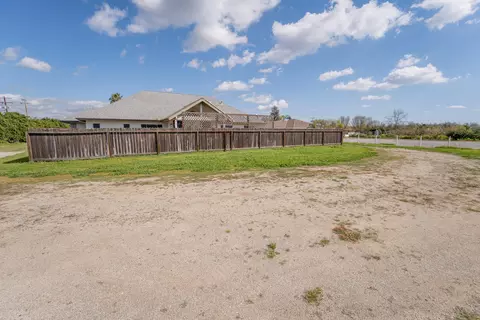 Exterior - 25744 Road 188, Exeter, CA 93221 photo 7 of 11