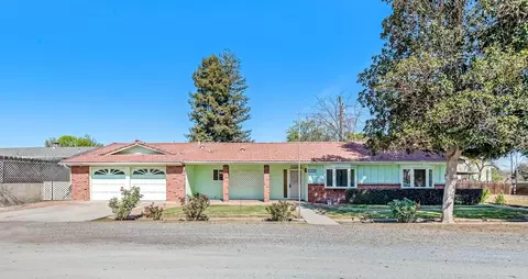 505 N Lovers Ln #D, Visalia, CA 93292