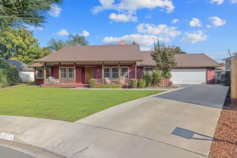 3321 S Stevenson Ct, Visalia, CA 93277