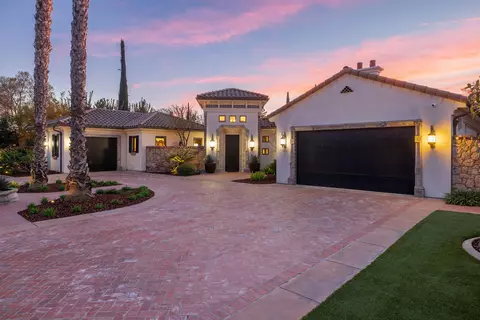 1611 N Pienza St, Visalia, CA 93291