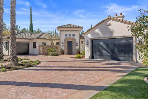 1611 N Pienza St, Visalia, CA 93291