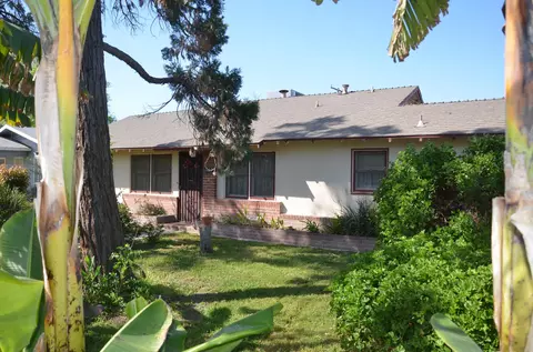 1109 N Willis St, Visalia, CA 93291