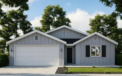 7041 Oriole Ave, Visalia, CA 93291