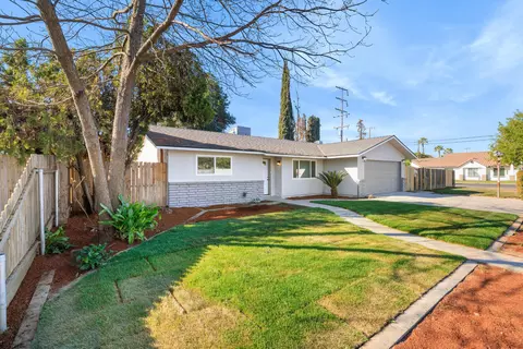 Exterior - 123 E Berkeley Ave, Tulare, CA 93274 photo 2 of 7