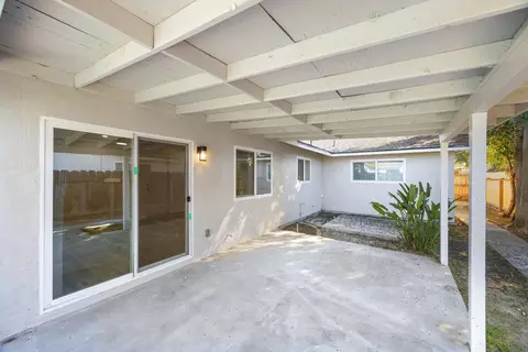 Exterior - 123 E Berkeley Ave, Tulare, CA 93274 photo 4 of 7