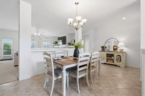 Dining - 3917 E Stapp Ct, Visalia, CA 93292 photo 2 of 5