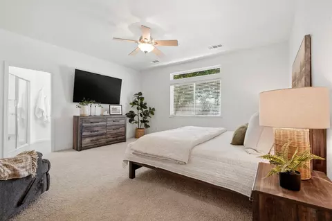 Bedroom - 3917 E Stapp Ct, Visalia, CA 93292 photo 1 of 5