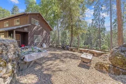 Exterior - 48675 Todd Eymann Rd, Miramonte, CA 93641 photo 19 of 44