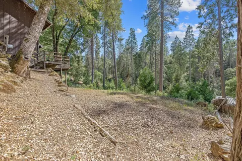 Exterior - 48675 Todd Eymann Rd, Miramonte, CA 93641 photo 25 of 44