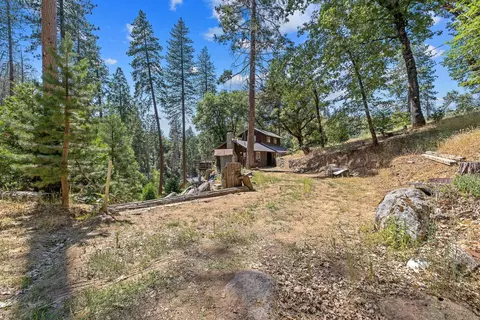 Exterior - 48675 Todd Eymann Rd, Miramonte, CA 93641 photo 1 of 44