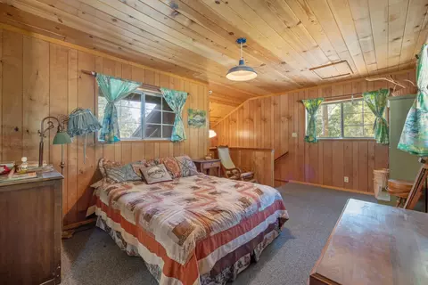Bedroom - 48675 Todd Eymann Rd, Miramonte, CA 93641 photo 4 of 8
